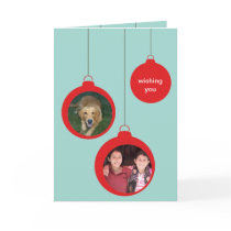 Rotes hängendes Verzierungsfoto-Gruß Weihnachten
