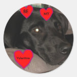 Schwarzer Labrador-Valentinsgruß-Aufkleber