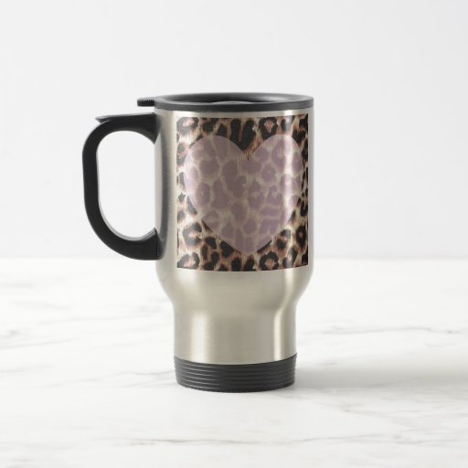 Tasse rose de voyage de coeur d'empreinte de léopa