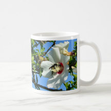 Teilen Sie den Planeten Tasse