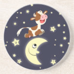 Vache mignonne à bande dessinée sautant par-dessus dessous de verres