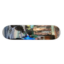 Vati, der Spaziergänger-Greenwich Village drückt Skateboard Bretter