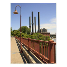 Vue en pierre de pont de voûte carte postale