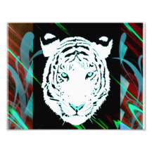 Weißer bengalischer Tiger auf einem Stammes- Wirbe Photodrucke