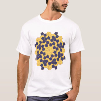 凸五角形と凹五角形の8回回転対称テセレーション T-Shirt