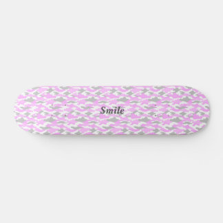 文字 カスタマイズ 迷彩　ピンク　スケートボード SKATEBOARD
