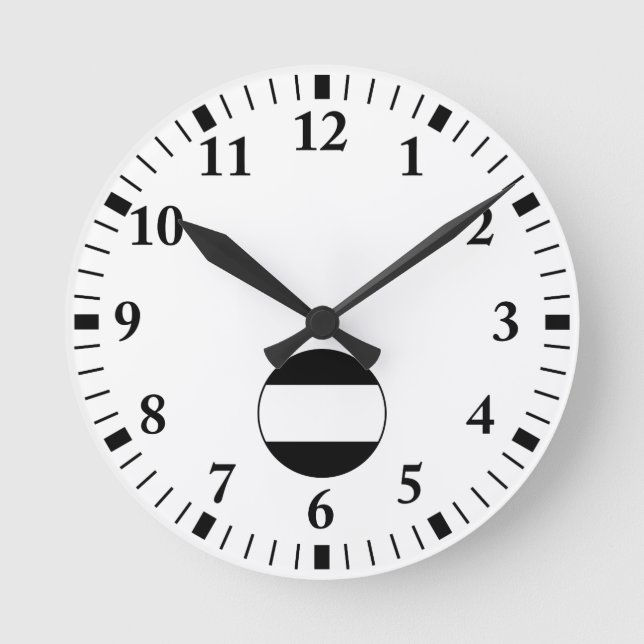 新田一つ引き RUNDE WANDUHR (Vorderseite)