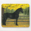 Recherche de cheval noir tapis souris Sauvage