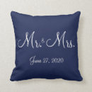 Suche nach herr und frau kissen Newly weds