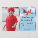 Recherche de avion rouge invitations Haut et loin