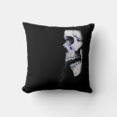 Suche nach zum knochen kissen Gothic