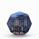 Suche nach buckingham Britisch