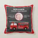 Recherche de camion de pompiers rouge coussins Nouveau né