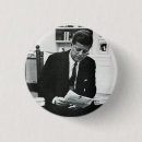 Recherche de kennedy badges Politique