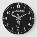 Recherche de crâne noir et blanc horloges Toute personne
