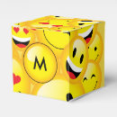 Suche nach emoji papier geschenk box Gelb