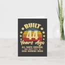 Suche nach 44 karten 44 jahre alt