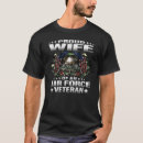 Suche nach stolze ehefrau tshirts Luft