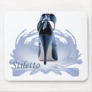 Recherche de chaussure talon haut tapis souris Élégant