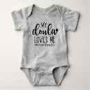 Recherche de sage femme bébé vêtements Doula