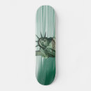 Recherche de statue skateboards Statue de la liberté