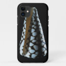 Recherche de tir de studio iphone coques Arrière plan noir