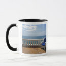 Recherche de terrasse de café tasses Vacances