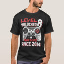 Recherche de level 8 tshirts 8e