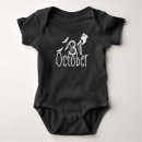 Suche nach gruselig babykleidung Niedlich