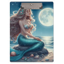 Suche nach weg zu vom strand klemmbrett Küstenlinie