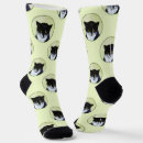 Recherche de chat noir yeux verts Noir et blanc