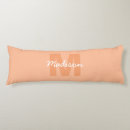 Recherche de orange pastel coussins Initiale
