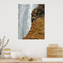Suche nach vogel auf felsen poster Landschaft