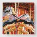 Recherche de manège horloges Cheval de carrousel