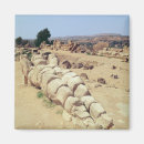 Suche nach statuen magnete Kurios