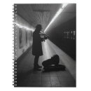 Recherche de musicien de rue Noir et blanc