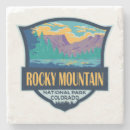 Recherche de roches rocheuses dessous de verres Rochers