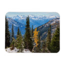 Recherche de montagne de cascade Automne