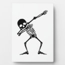 Suche nach totenkopf fotoplatten Gruselig
