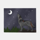 Suche nach heulenwolf am mond Himmel