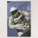 Suche nach universum puzzle Astronaut
