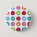 Suche nach gänseblümchen buttons Girl
