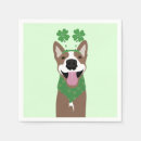 Recherche de trèfle irlandais serviettes Heureux
