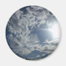 Recherche de cieux bleus Nuages