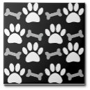 Recherche de chiot noir et blanc carreaux Pattes de chien