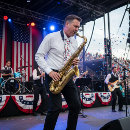 Suche nach musiker krawatten Rot