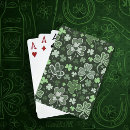 Recherche de trèfle vert jeux de cartes Irlandais