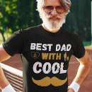 Recherche de moustache à la mode Dad