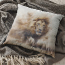 Suche nach löwe auf kissen Safari