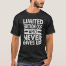Recherche de flic tshirts Qui
